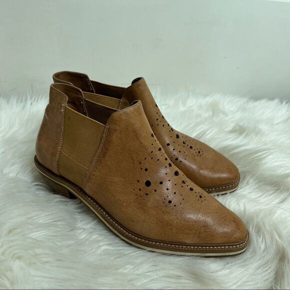 Kelsi Dagger Brooklyn Crestone Brown Leather Cut Out Ankle Booties Size 6.5